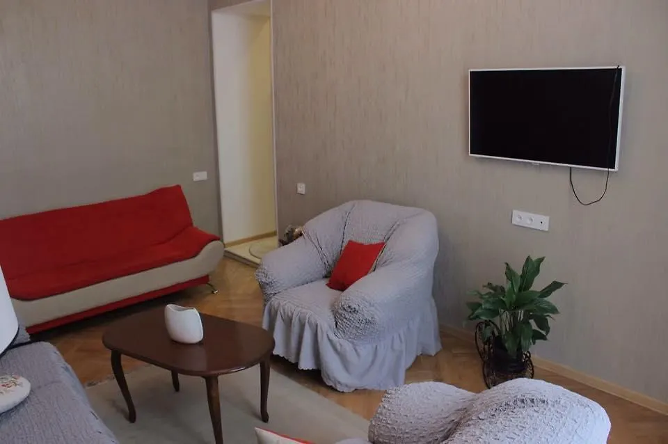Apartment On Lado Asatiani 13 Tbilisi